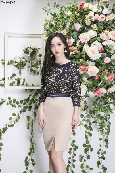 Juyp bút chì xẻ trước